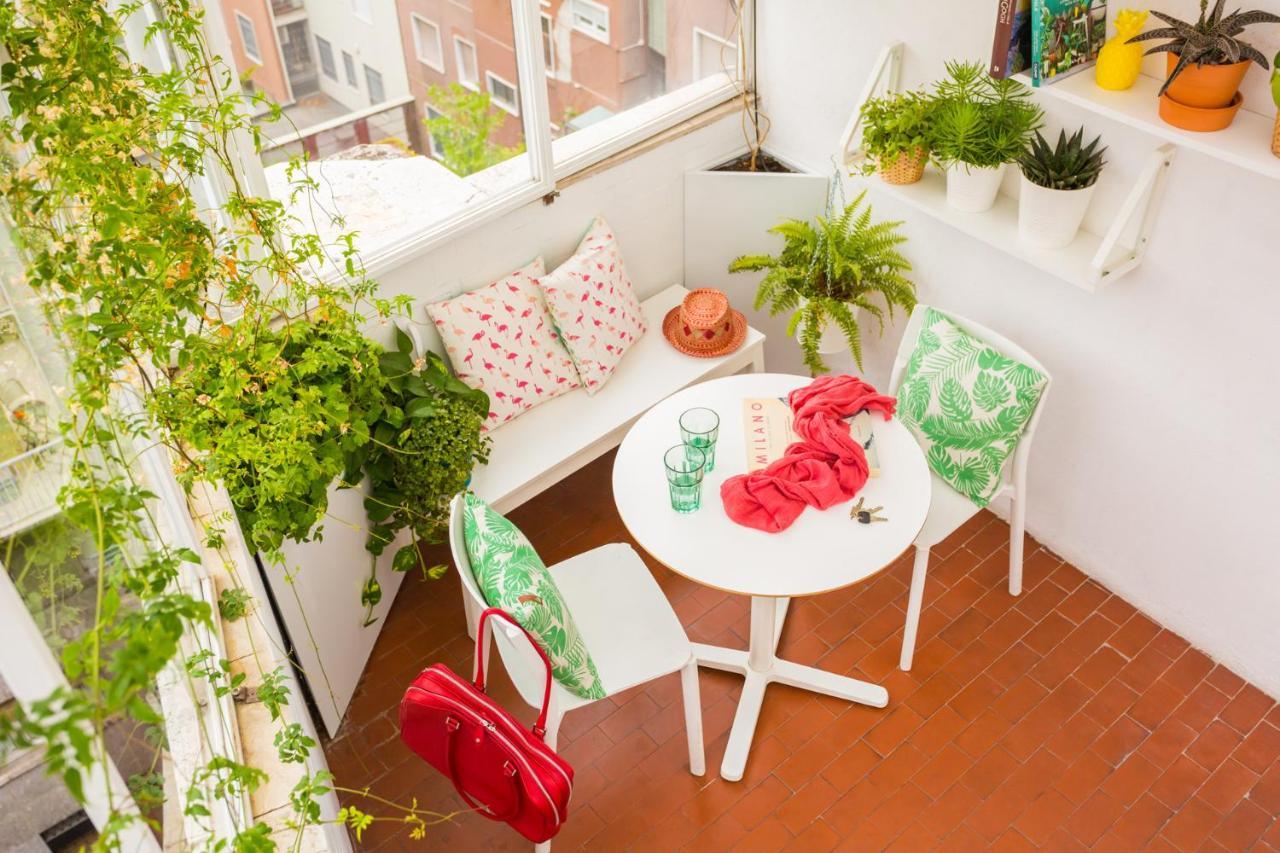 Duomo Views, Light, Jungle-Inspired Studio With Terrace, Milan